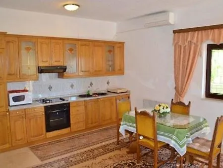 Apartment Knez Trogir Exterior photo